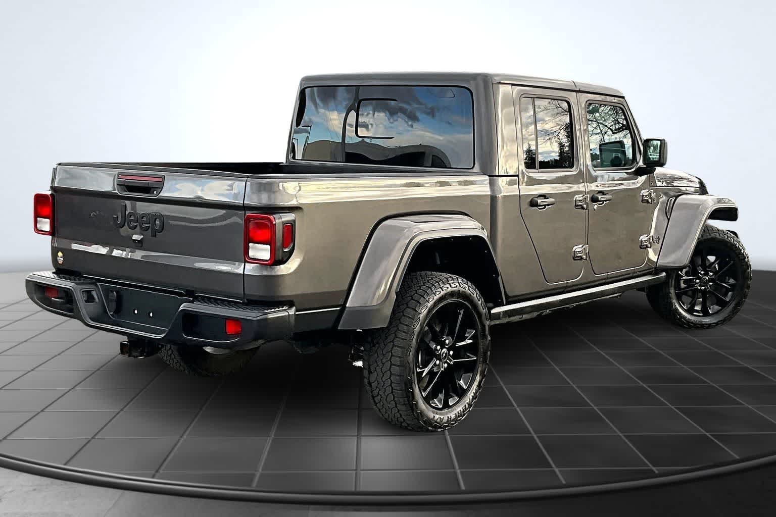 Thumbnail: 2024 Jeep Gladiator - 23