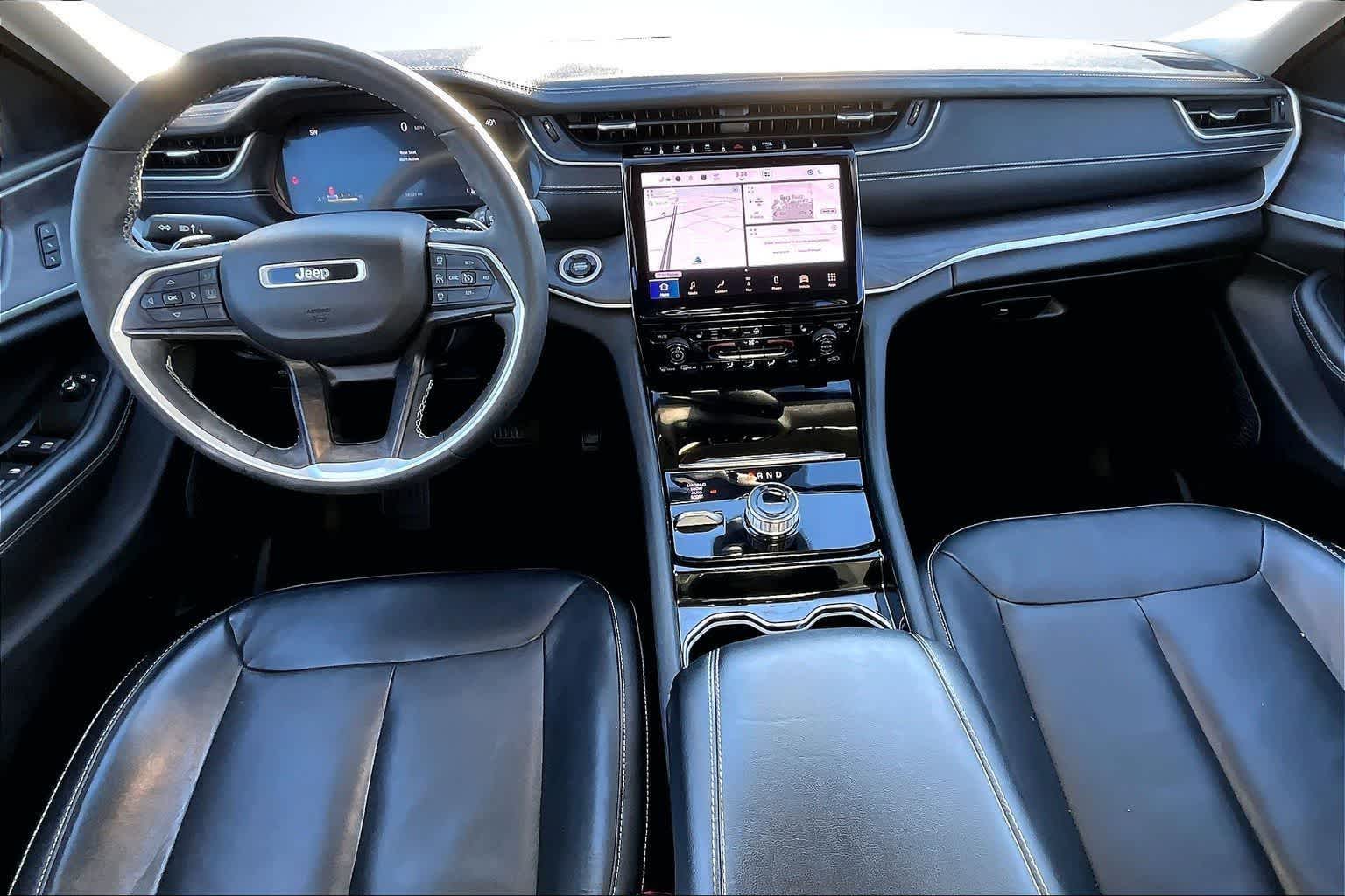 Thumbnail: 2023 Jeep Grand Cherokee L - 10