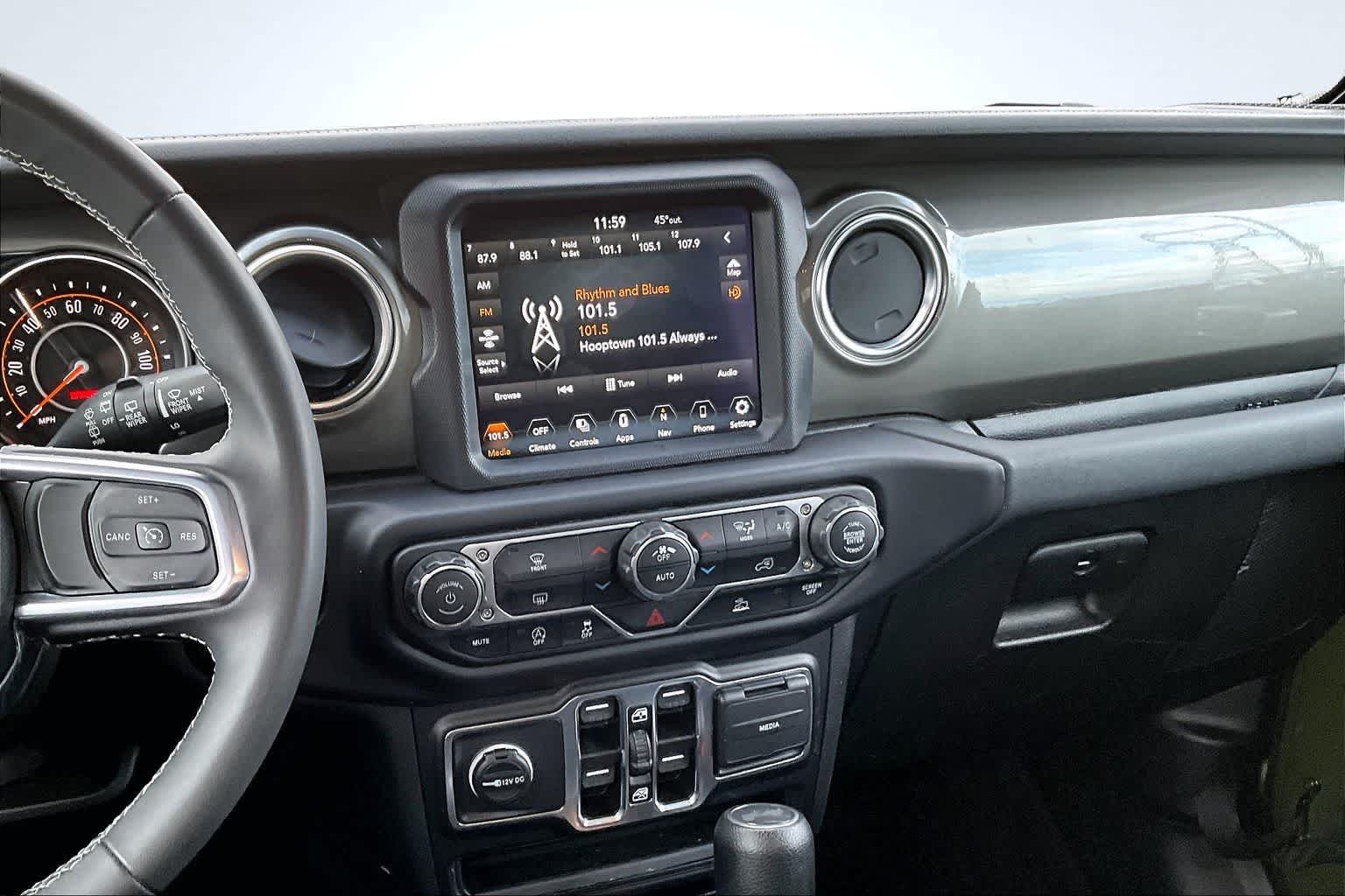 Thumbnail: 2023 Jeep Wrangler - 16