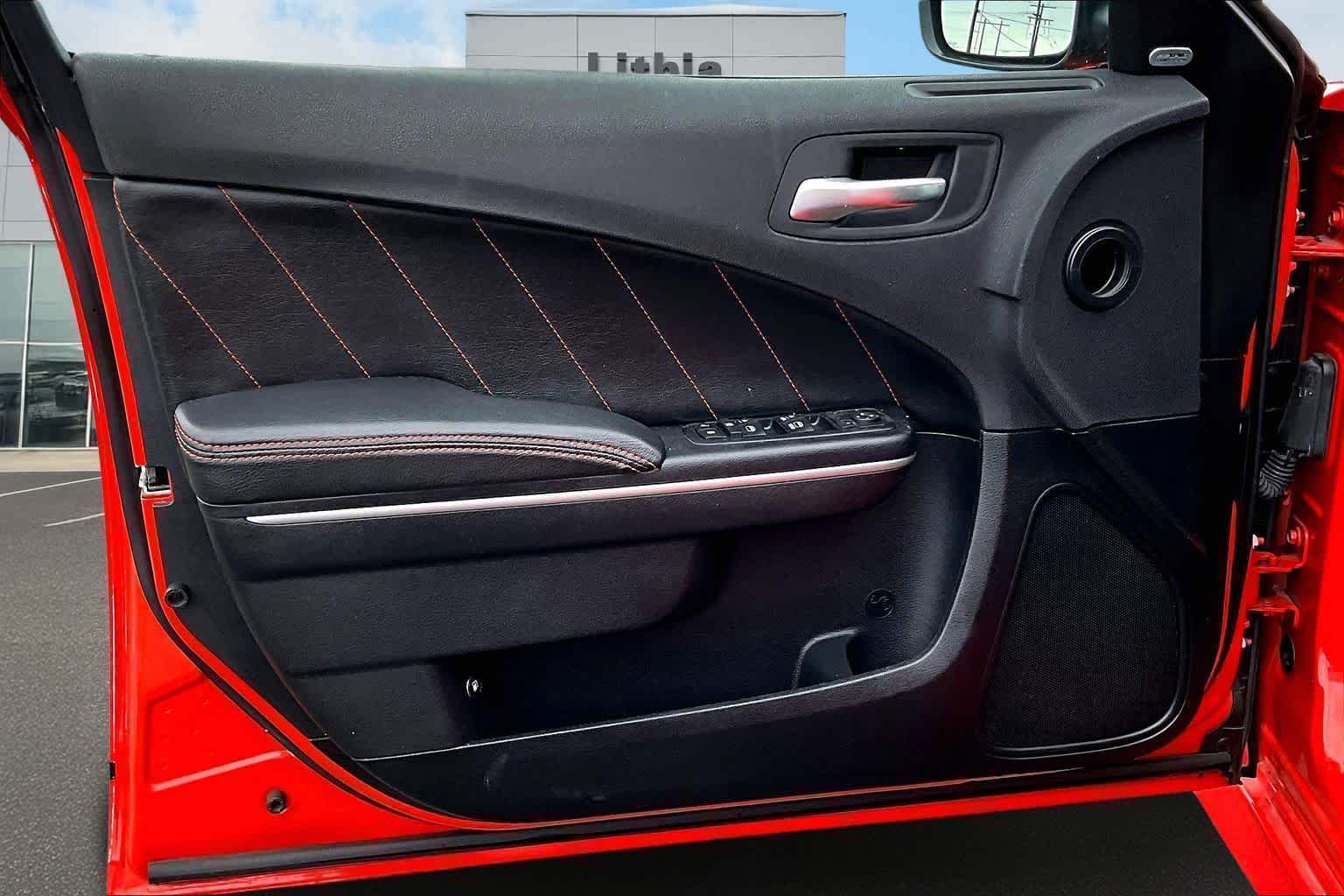 Thumbnail: 2019 Dodge Charger - 30