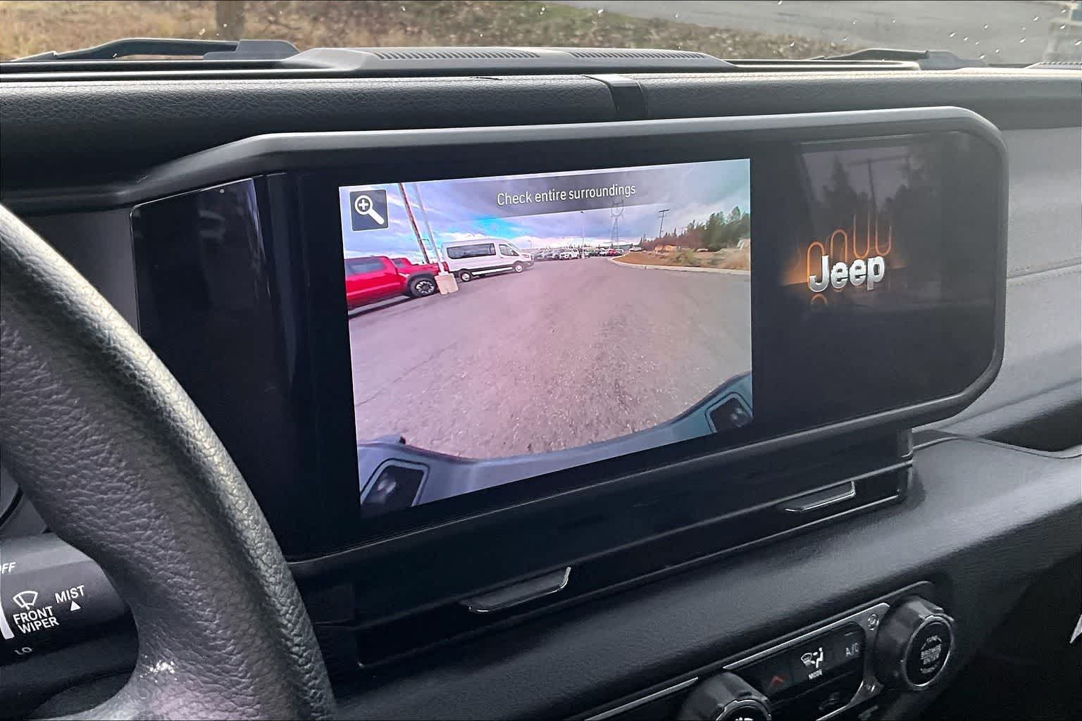 Thumbnail: 2024 Jeep Gladiator - 27