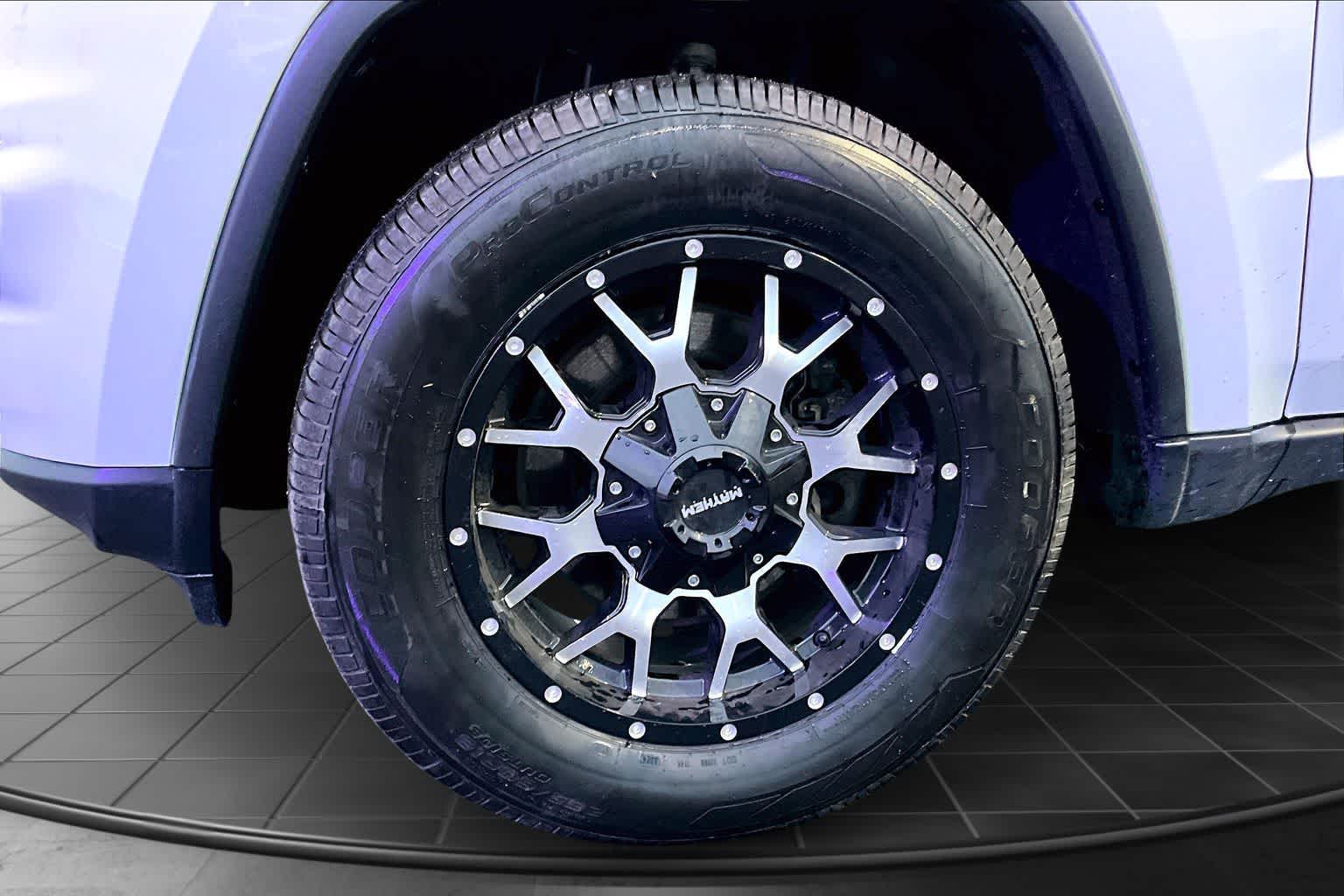 Thumbnail: 2021 Jeep Grand Cherokee - 8