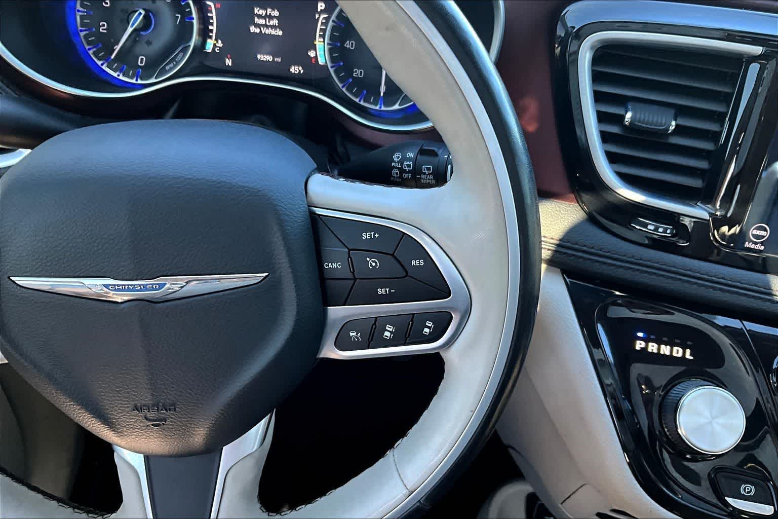 Thumbnail: 2020 Chrysler Pacifica - 26