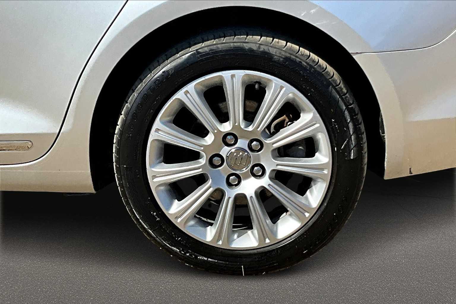 Thumbnail: 2013 Buick LaCrosse - 36