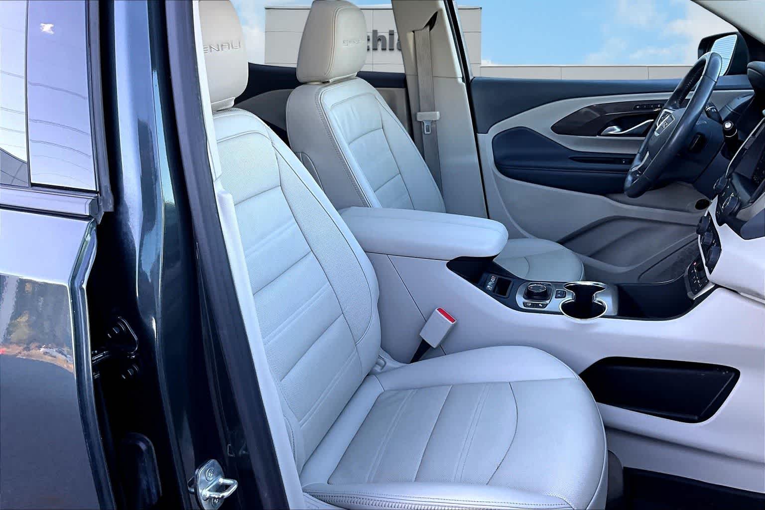 Thumbnail: 2022 GMC Terrain - 14