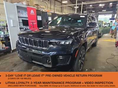 2023 Jeep Grand Cherokee L Overland 4x4's photo