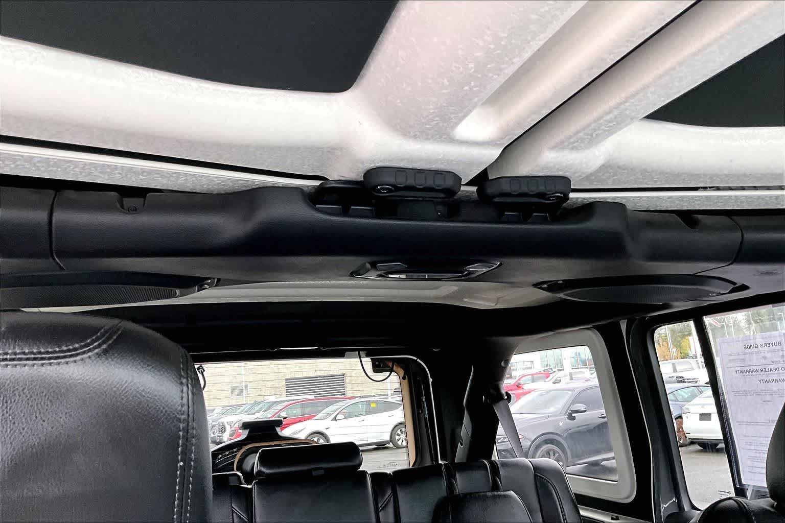 Thumbnail: 2023 Jeep Wrangler - 30