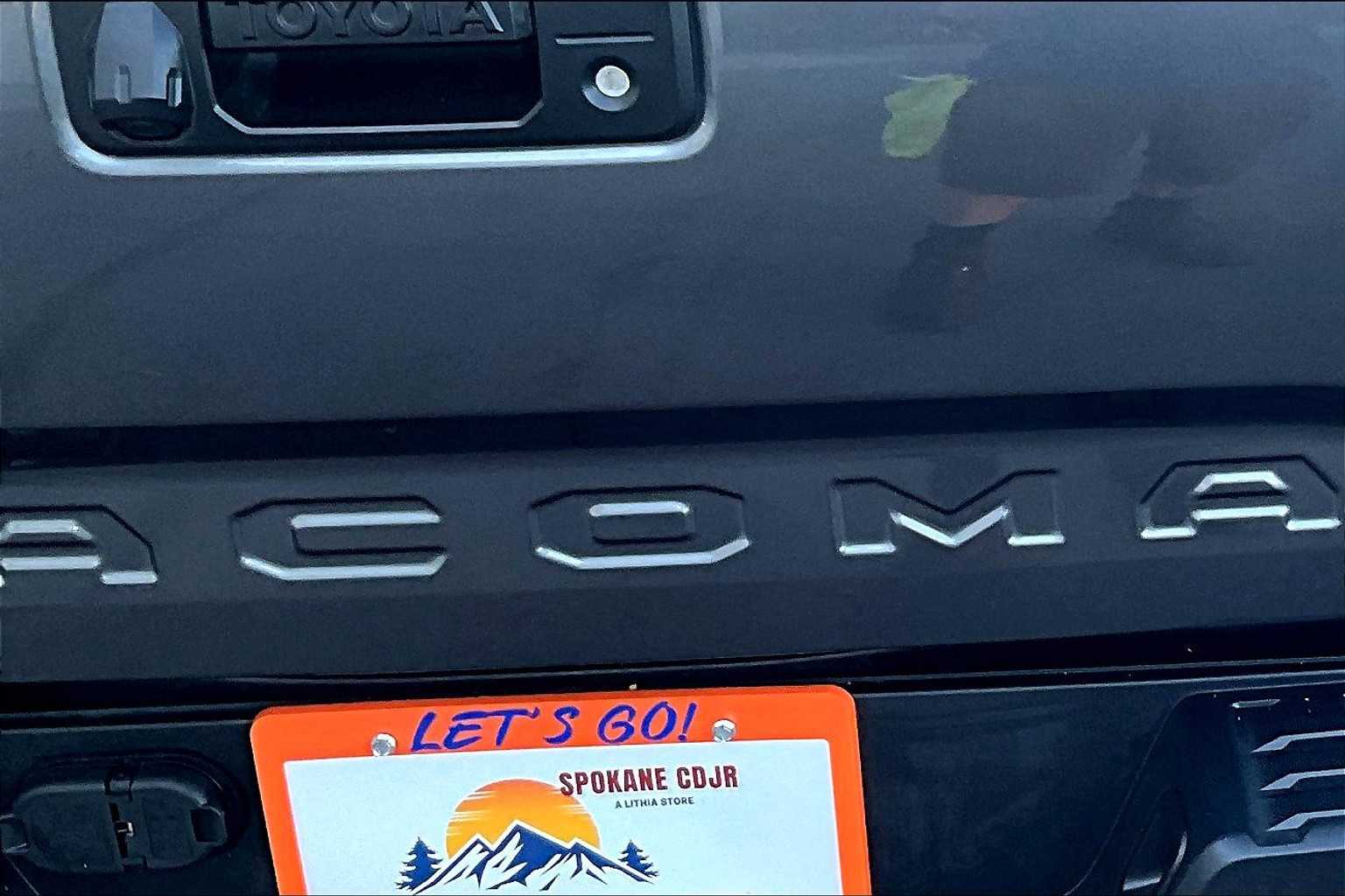 2022 Toyota Tacoma TRD Off-Road 6