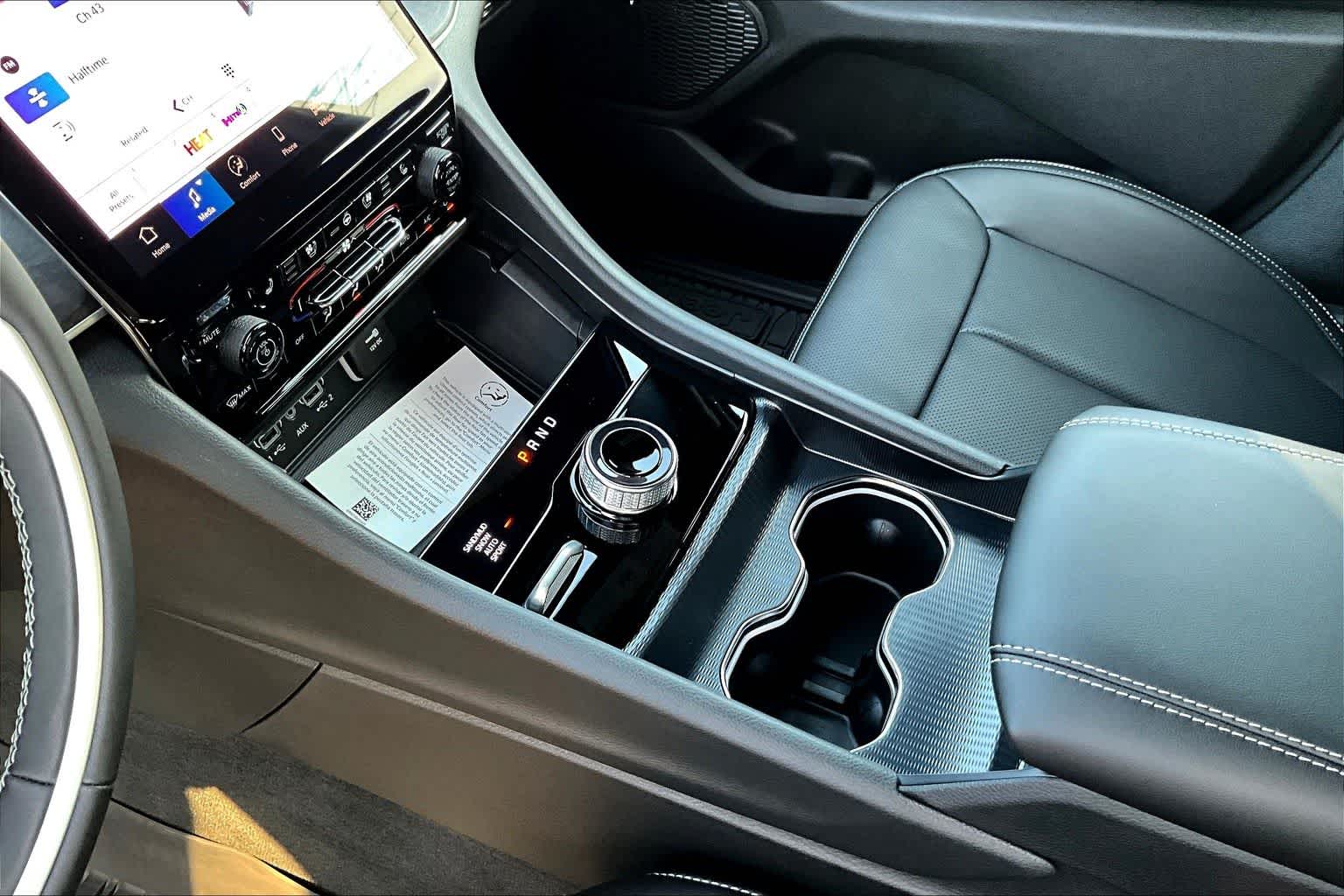 Thumbnail: 2025 Jeep Grand Cherokee L - 17