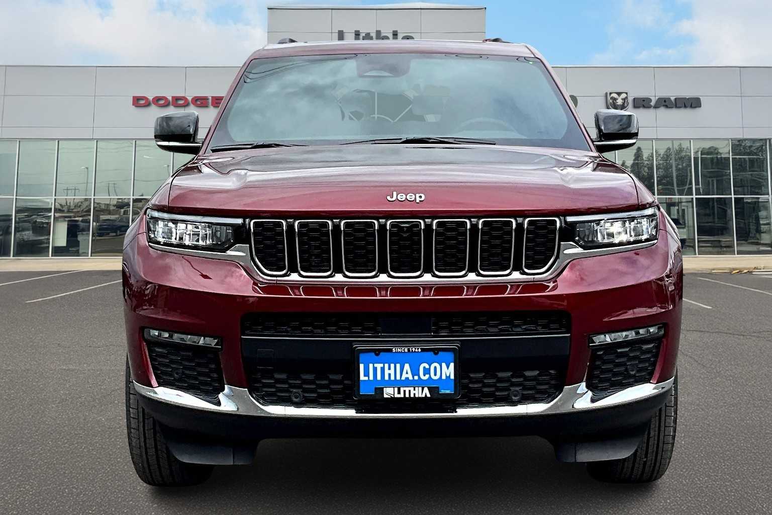 Thumbnail: 2025 Jeep Grand Cherokee - 6