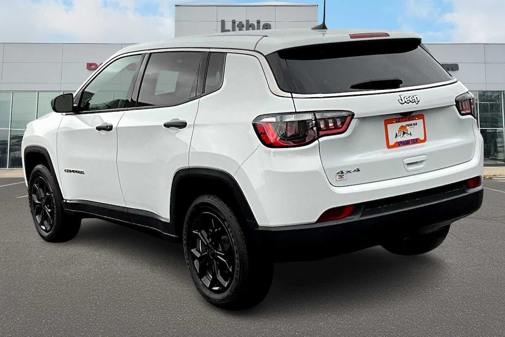 Used 2024 Jeep Compass Sport SUV