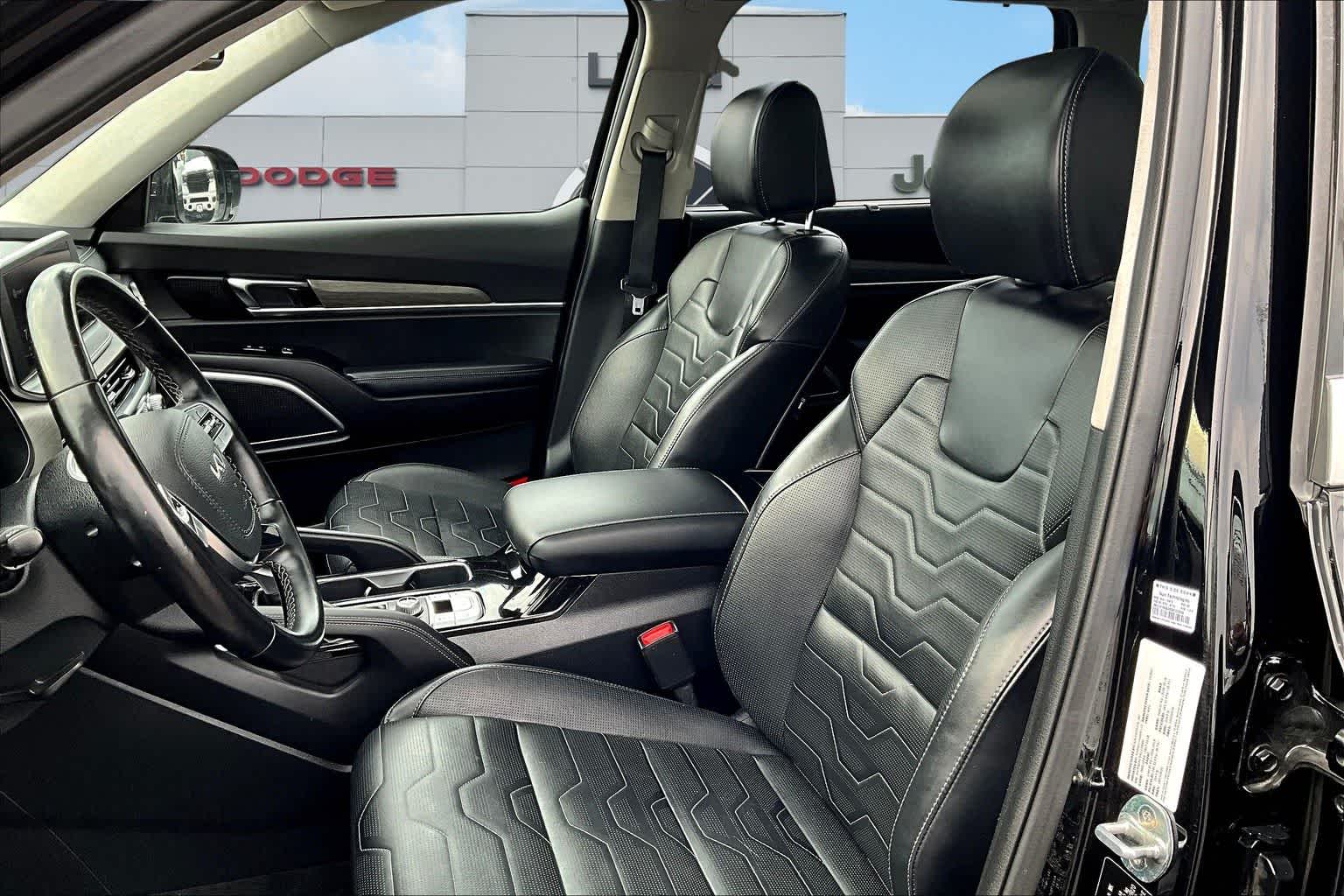 Thumbnail: 2022 Kia Telluride - 11