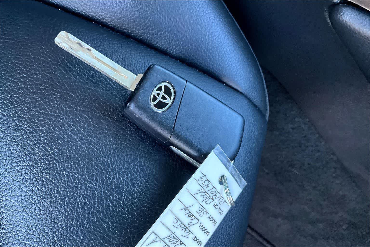 Thumbnail: 2024 Toyota Camry - 20