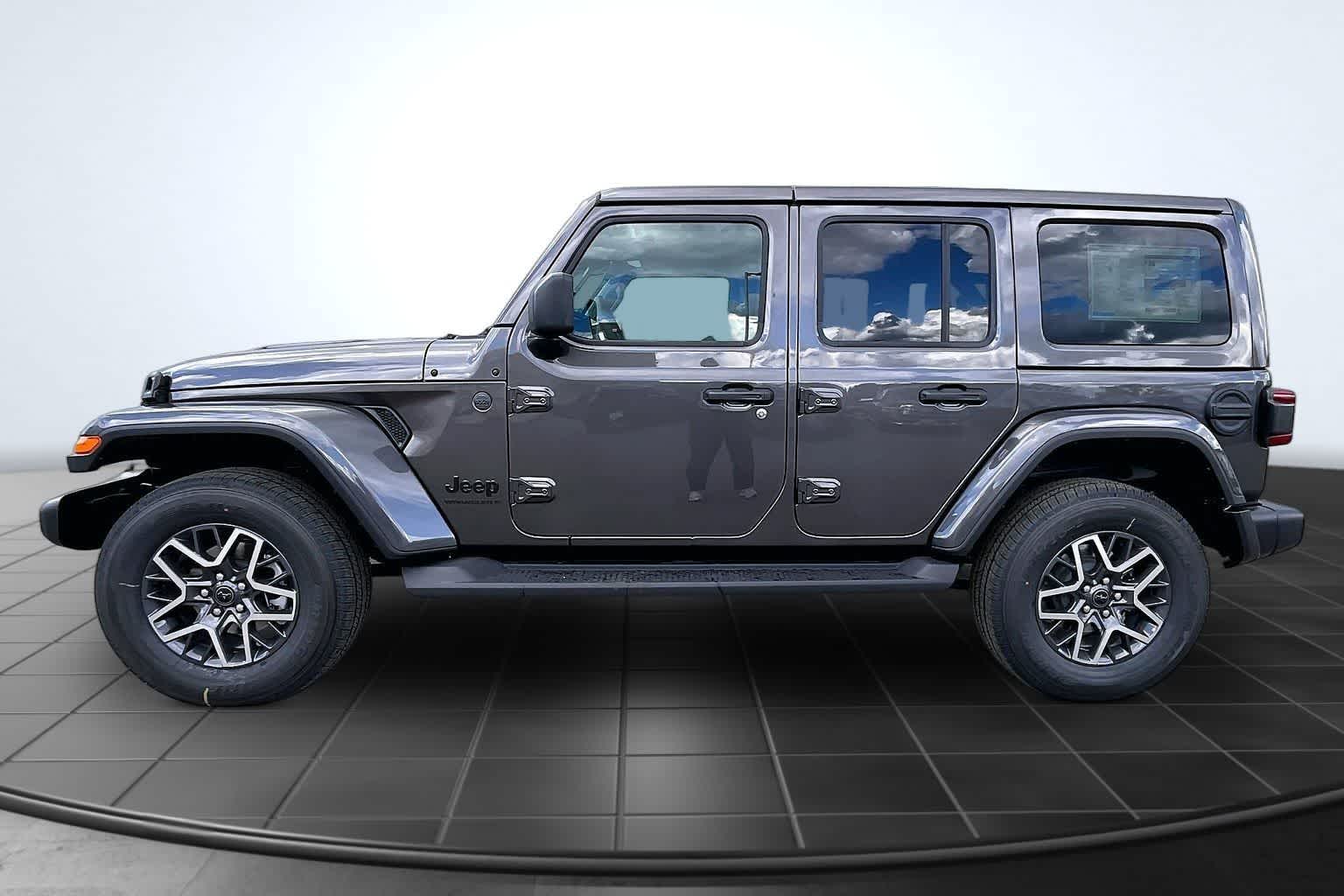 Thumbnail: 2026 Jeep Wrangler - 3