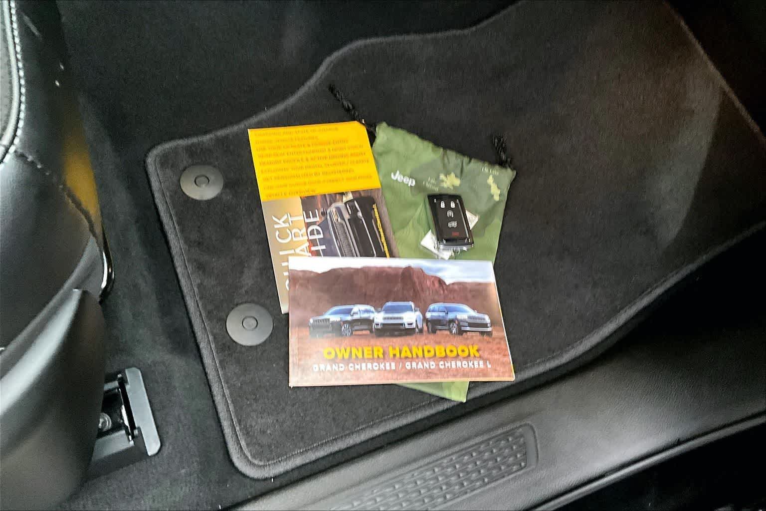 Thumbnail: 2025 Jeep Grand Cherokee L - 20