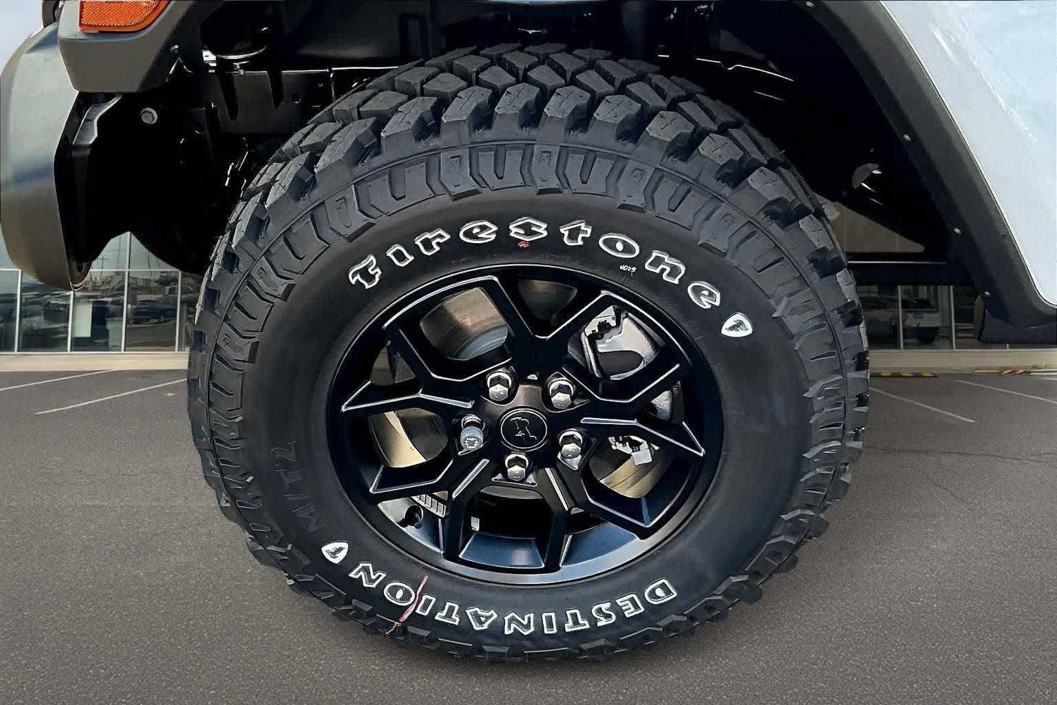 Thumbnail: 2025 Jeep Gladiator - 8