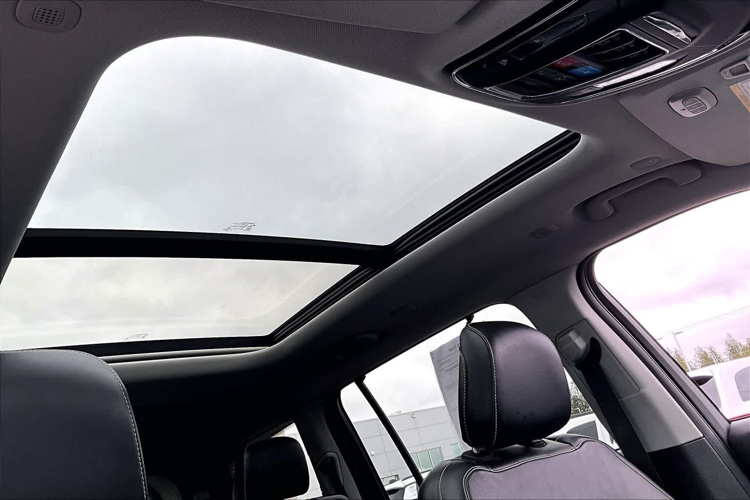 Thumbnail: 2023 Jeep Grand Cherokee L - 30