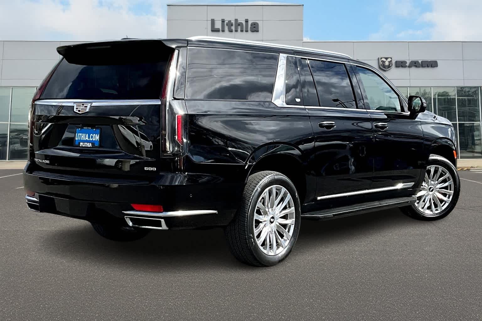 Thumbnail: 2023 Cadillac Escalade - 19