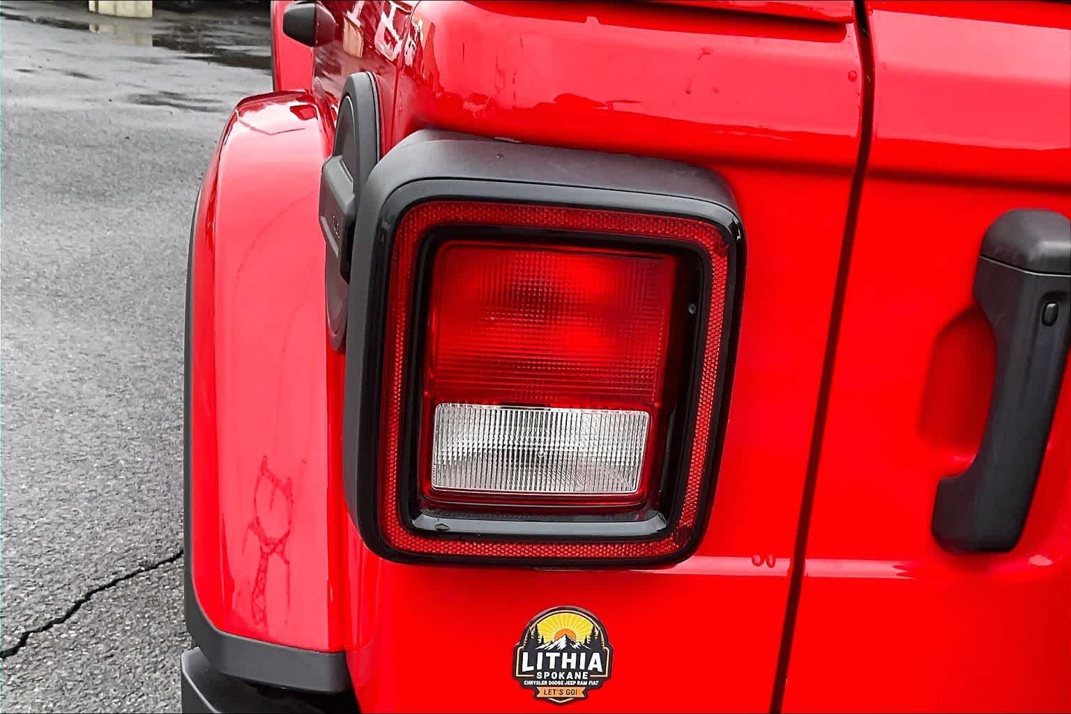 Thumbnail: 2023 Jeep Wrangler - 32