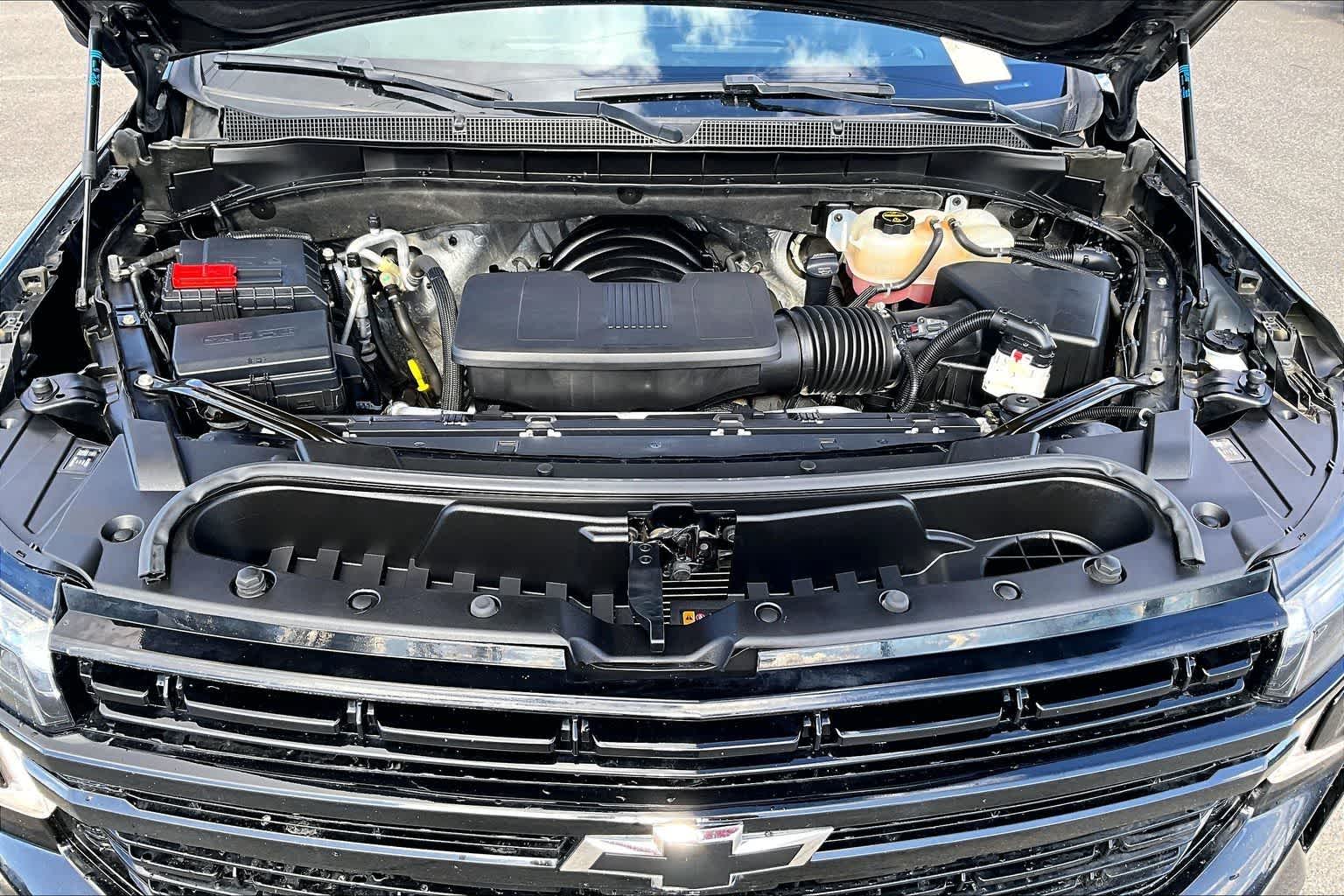 Thumbnail: 2024 Chevrolet Suburban - 9