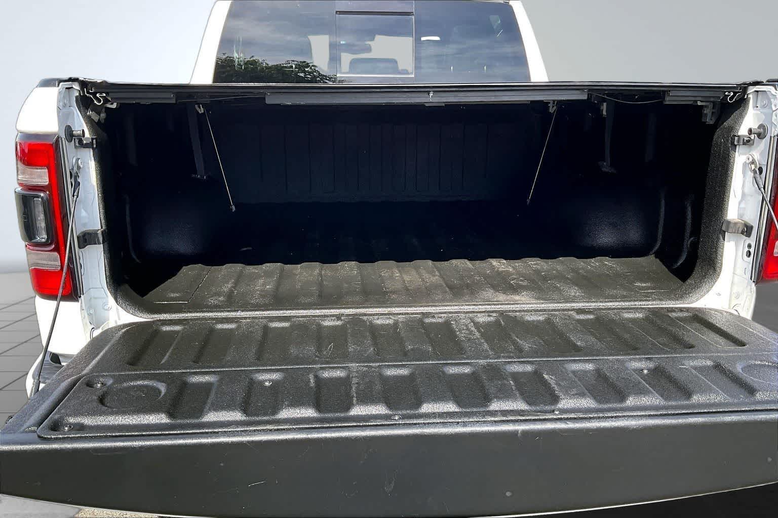 Thumbnail: 2019 RAM 1500 - 19