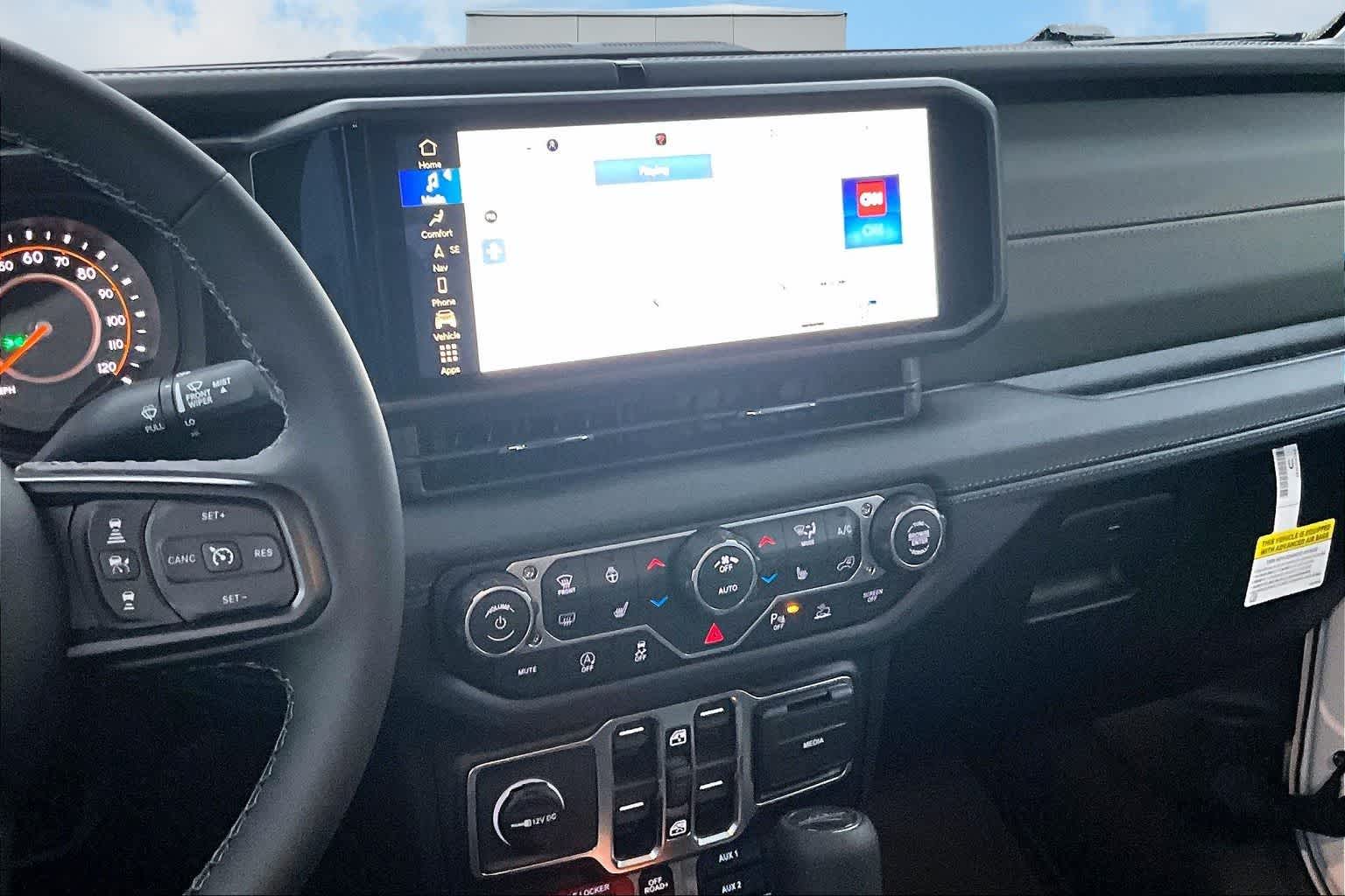 Thumbnail: 2026 Jeep Gladiator - 16