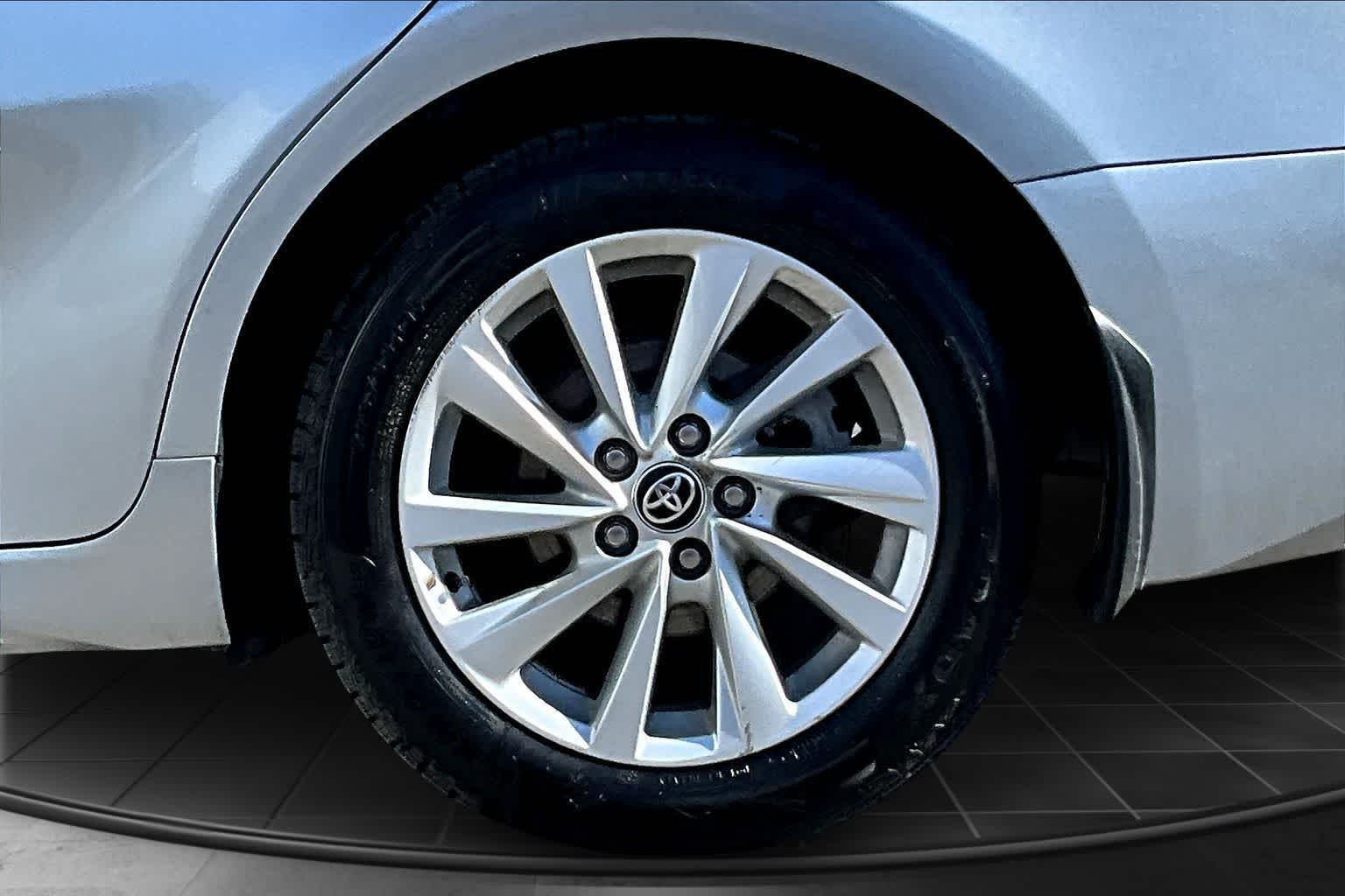 Thumbnail: 2024 Toyota Camry - 36