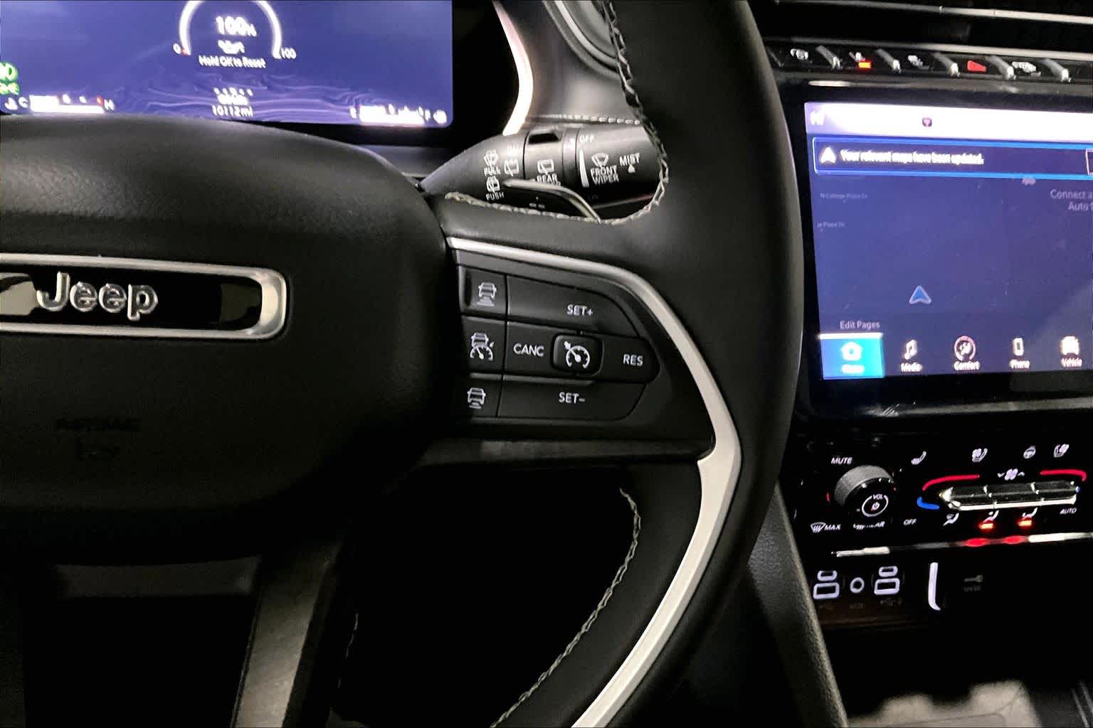 Thumbnail: 2024 Jeep Grand Cherokee L - 26