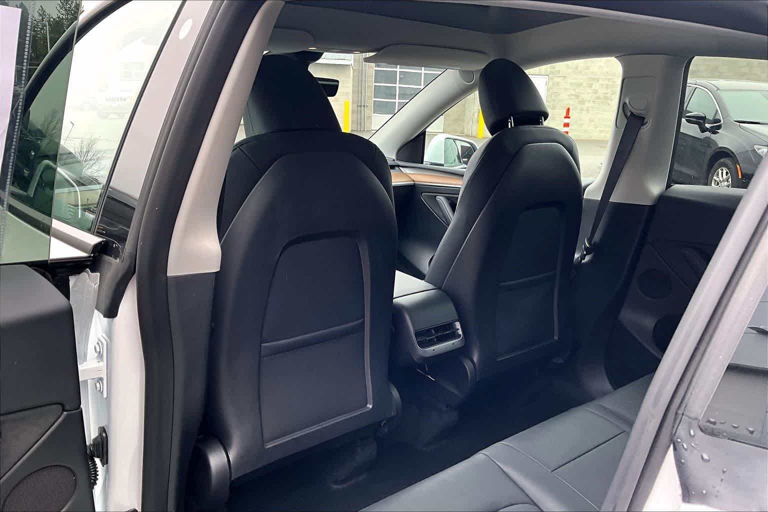 Thumbnail: 2023 Tesla Model Y - 12