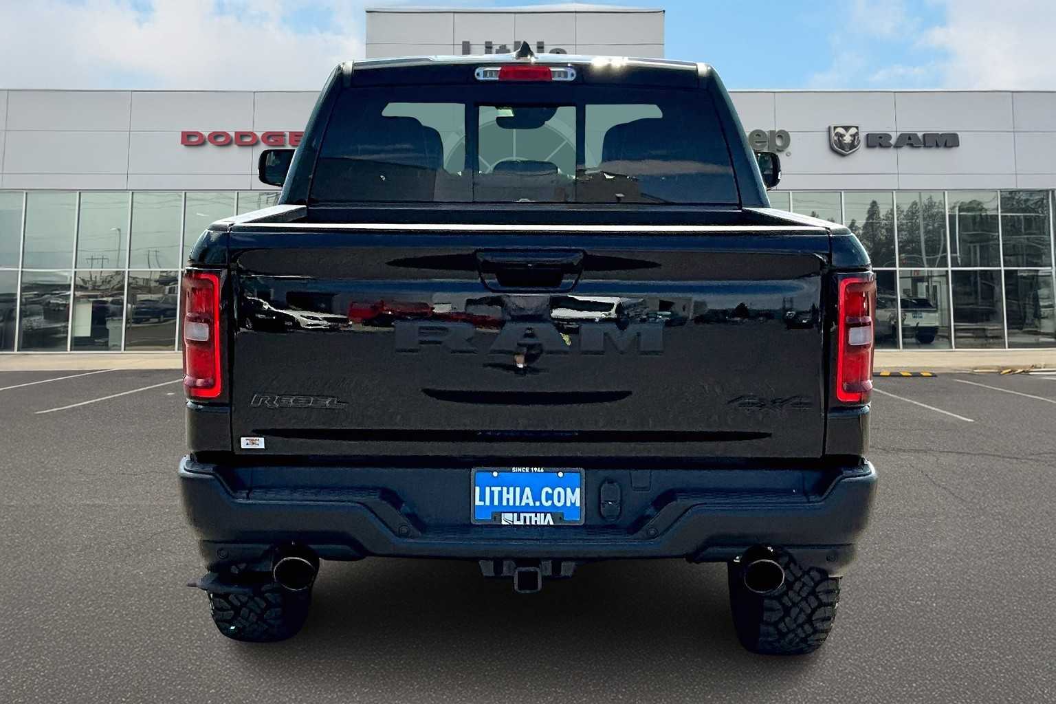 Thumbnail: 2026 RAM 1500 - 5