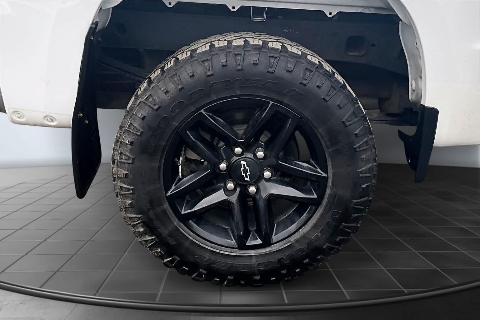 Thumbnail: 2021 Chevrolet Silverado 1500 - 35