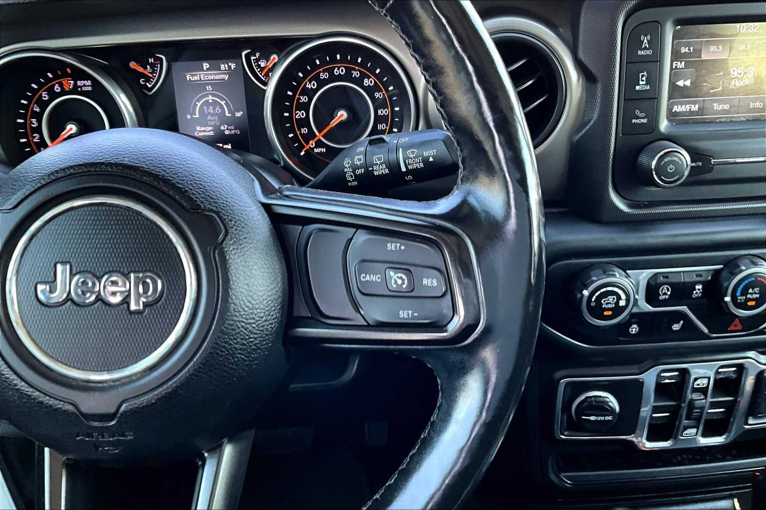 Thumbnail: 2018 Jeep Wrangler - 26