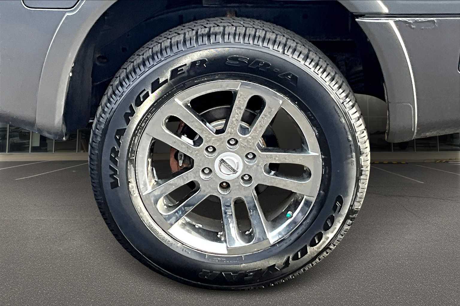 Thumbnail: 2014 Nissan Titan - 36