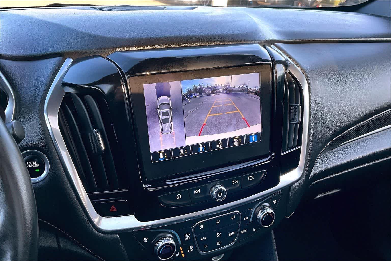 Thumbnail: 2023 Chevrolet Traverse - 27