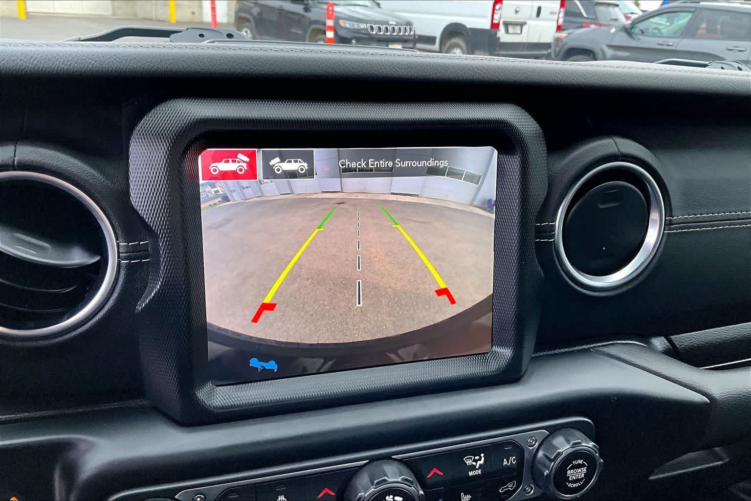 Thumbnail: 2023 Jeep Wrangler - 26