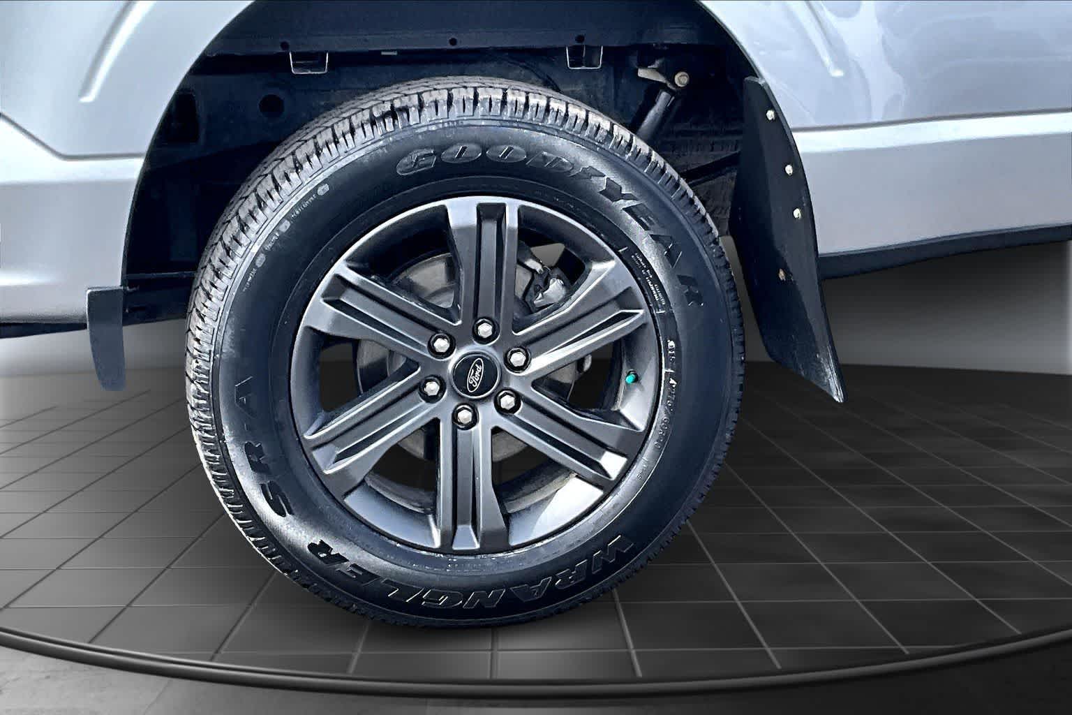 Thumbnail: 2023 Ford F-150 - 36