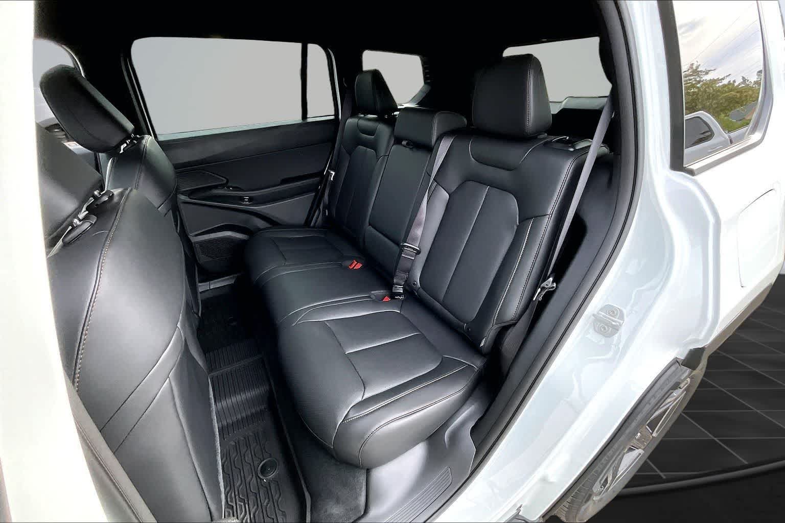 Thumbnail: 2026 Jeep Cherokee - 13