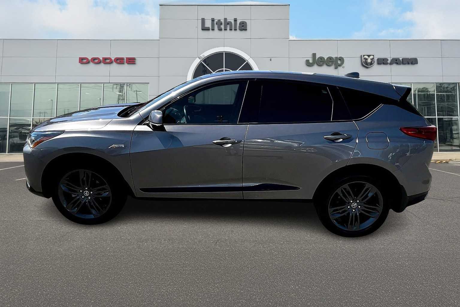 2022 Acura RDX A-Spec photo 3