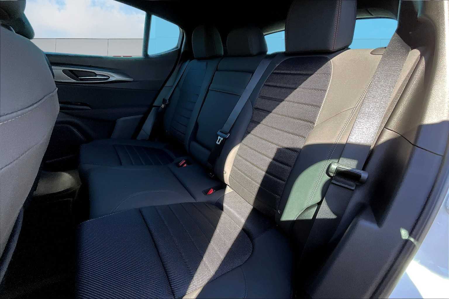 Thumbnail: 2025 Dodge Hornet - 13