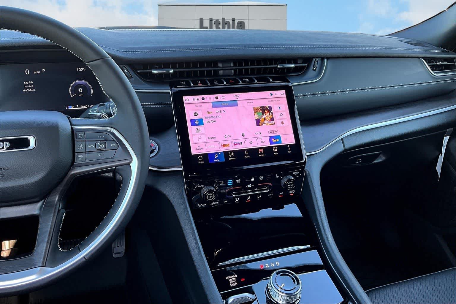 Thumbnail: 2025 Jeep Grand Cherokee - 16