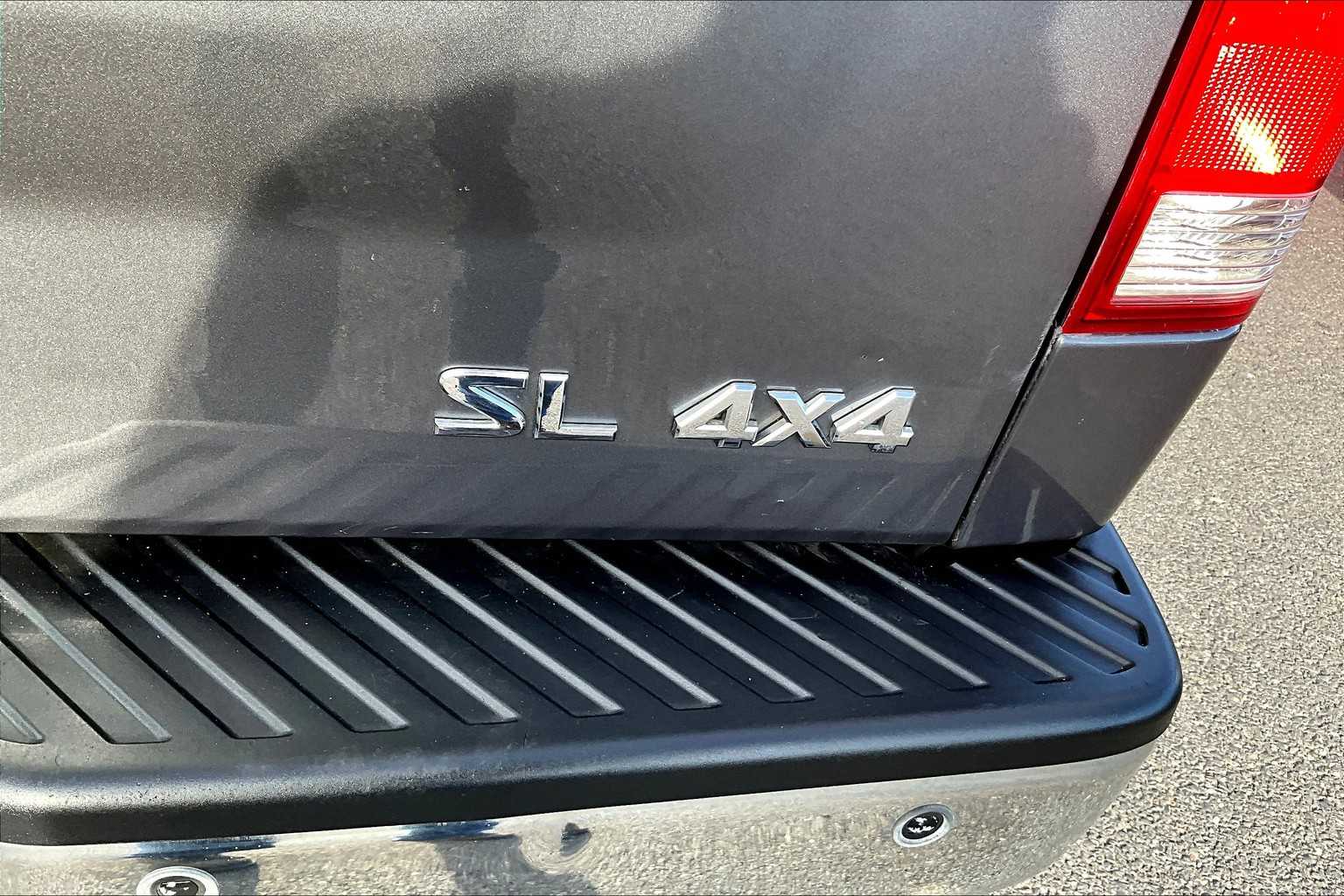 Thumbnail: 2014 Nissan Titan - 7