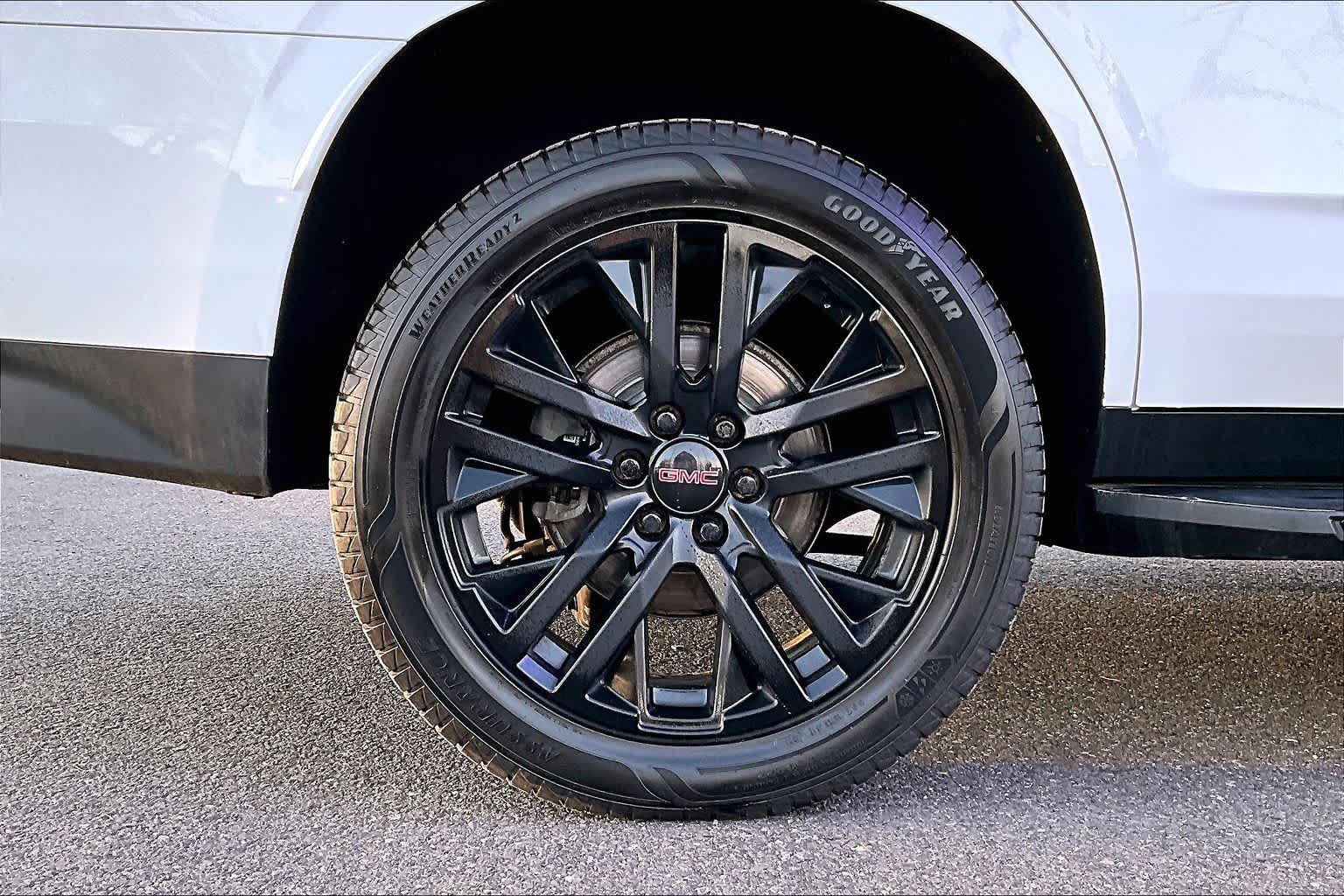 Thumbnail: 2023 GMC Yukon - 35