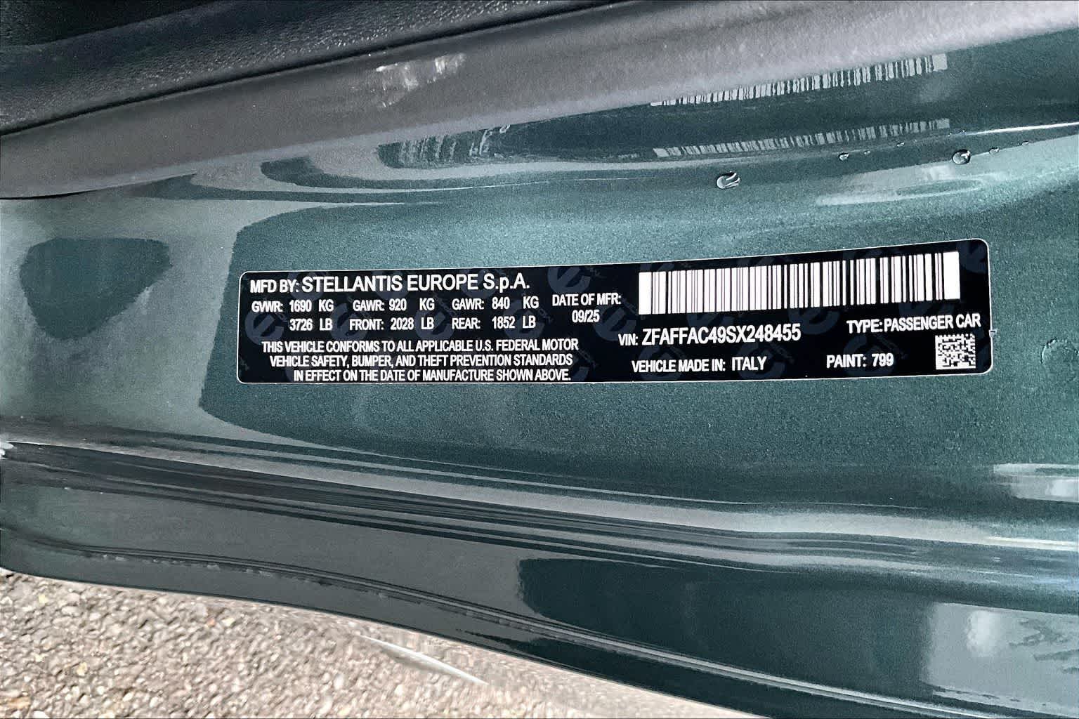 Thumbnail: 2025 Fiat 500e - 21