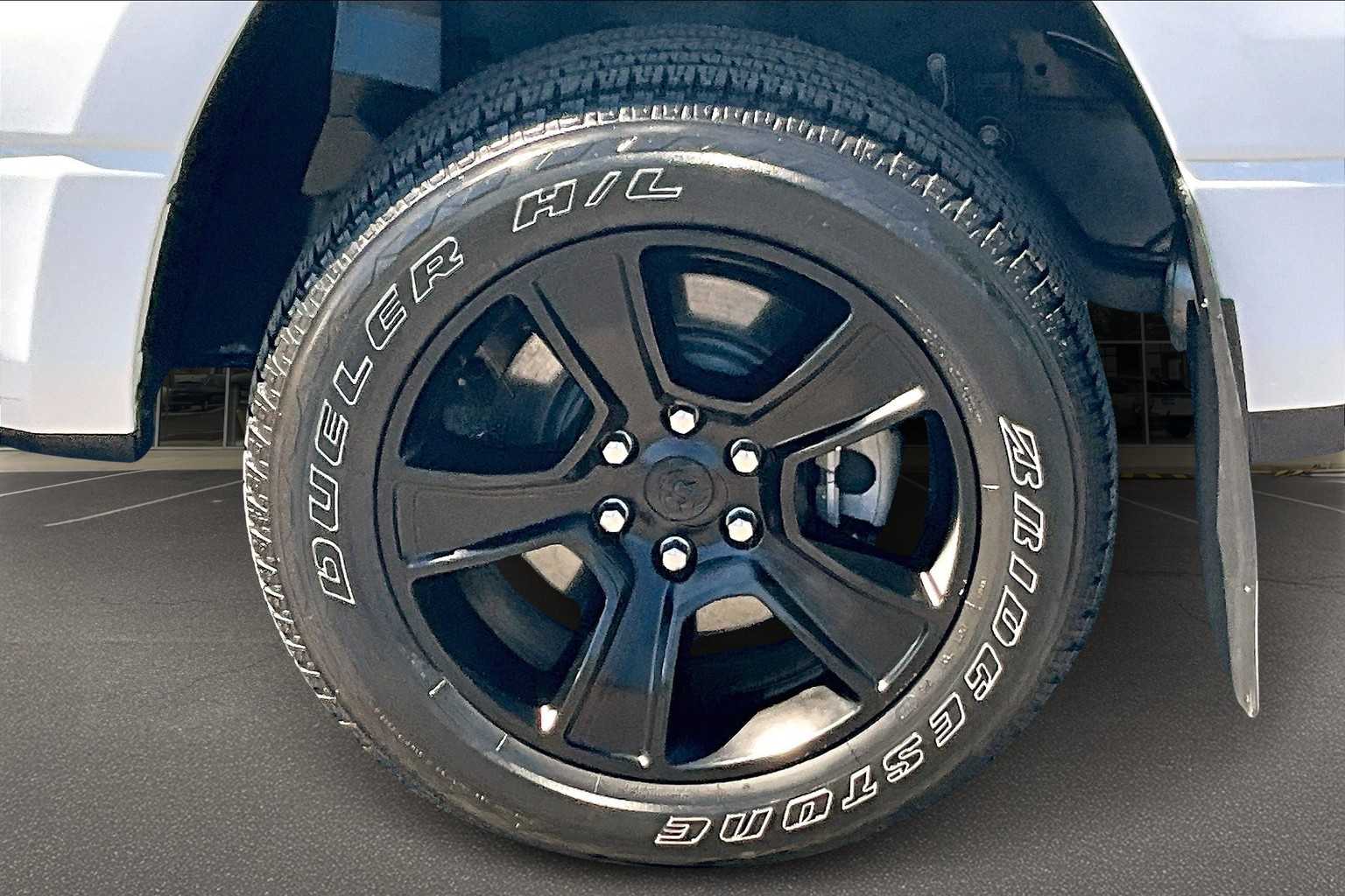Thumbnail: 2023 RAM 1500 - 36
