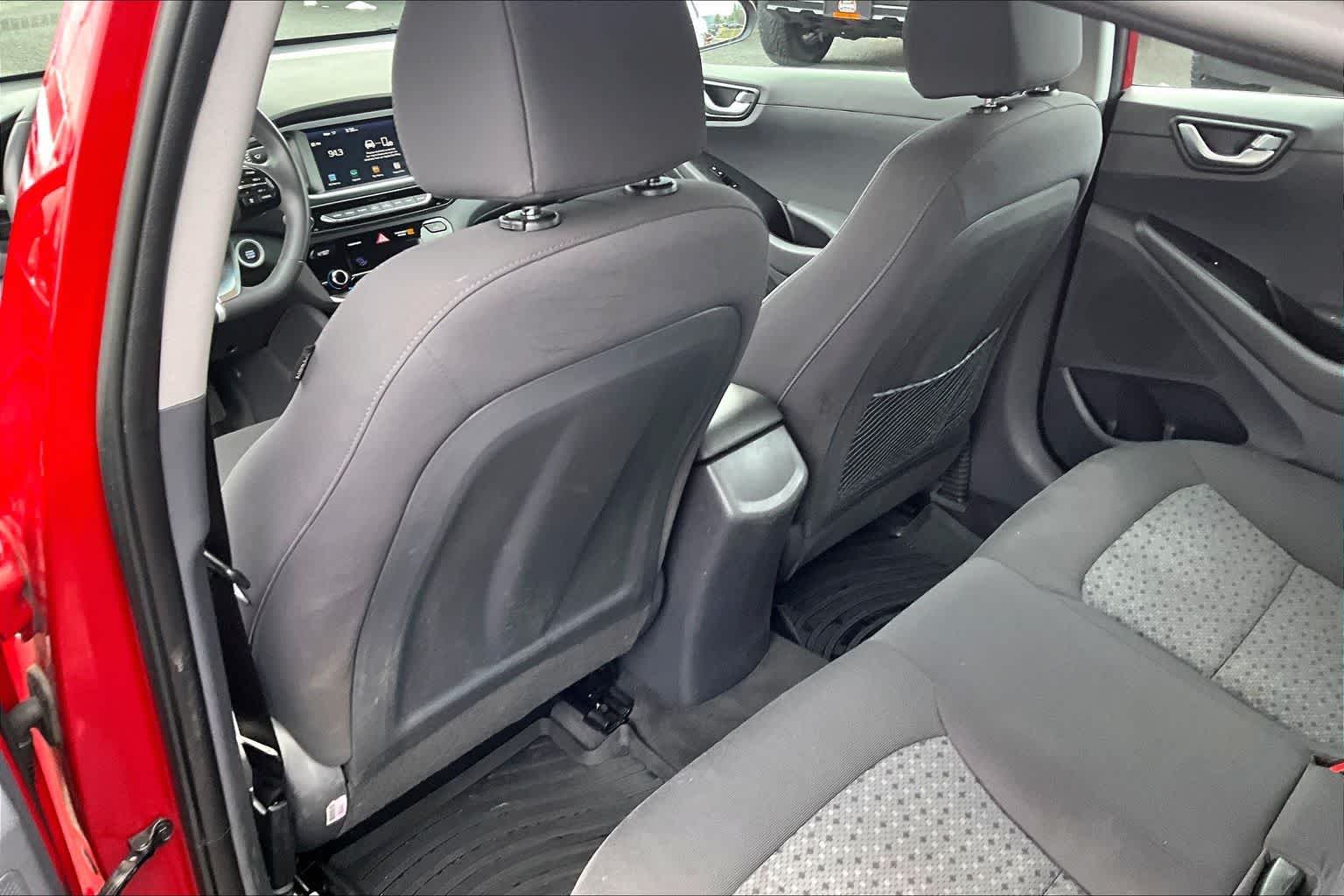 Thumbnail: 2019 Hyundai Ioniq - 12