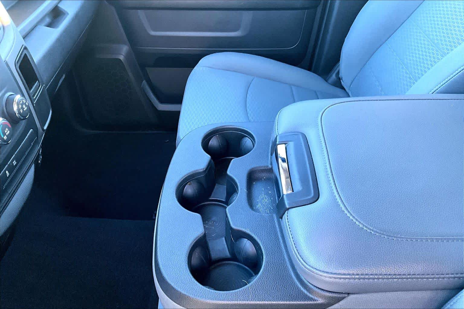 Thumbnail: 2019 RAM 1500 Classic - 17