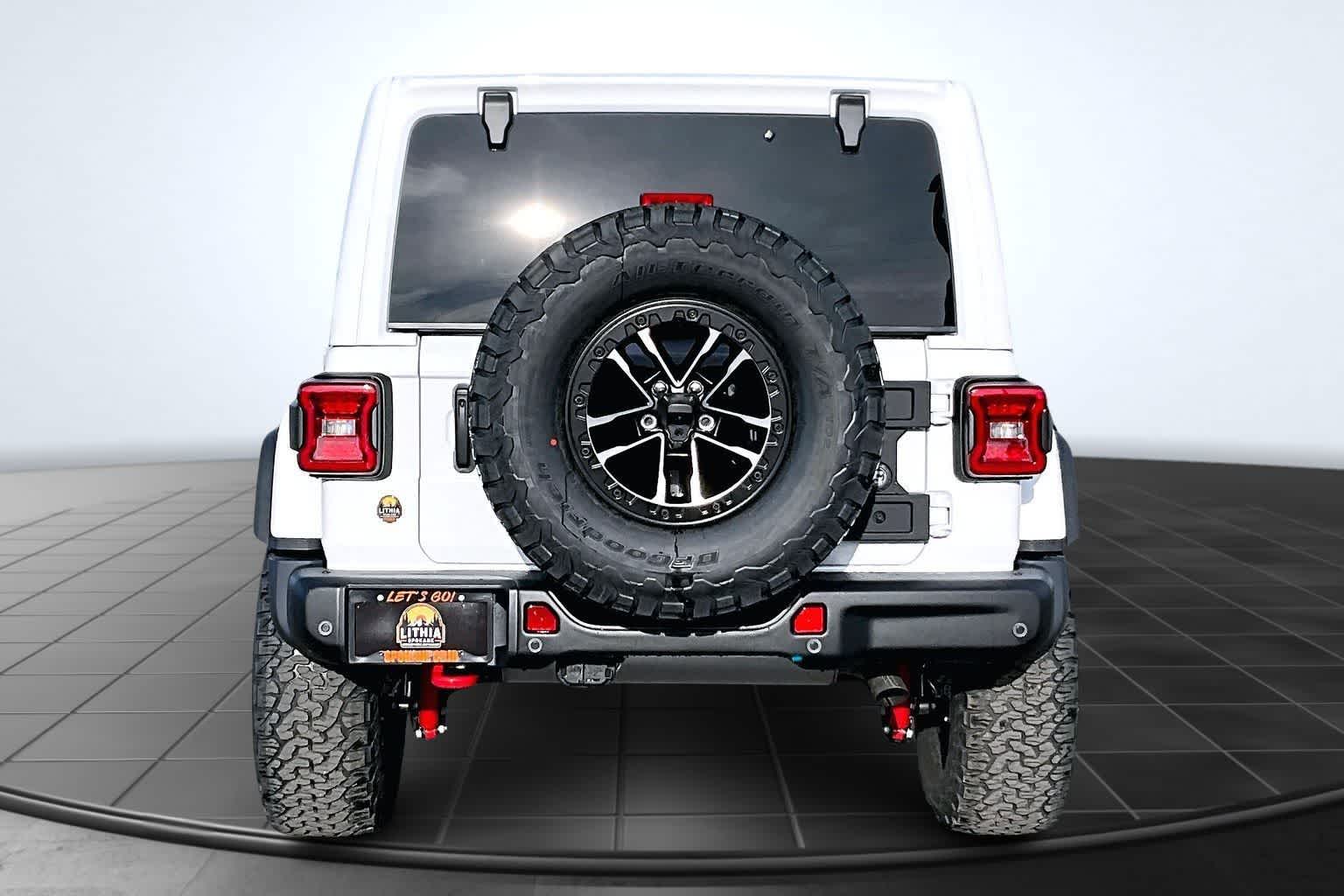 Thumbnail: 2026 Jeep Wrangler - 5