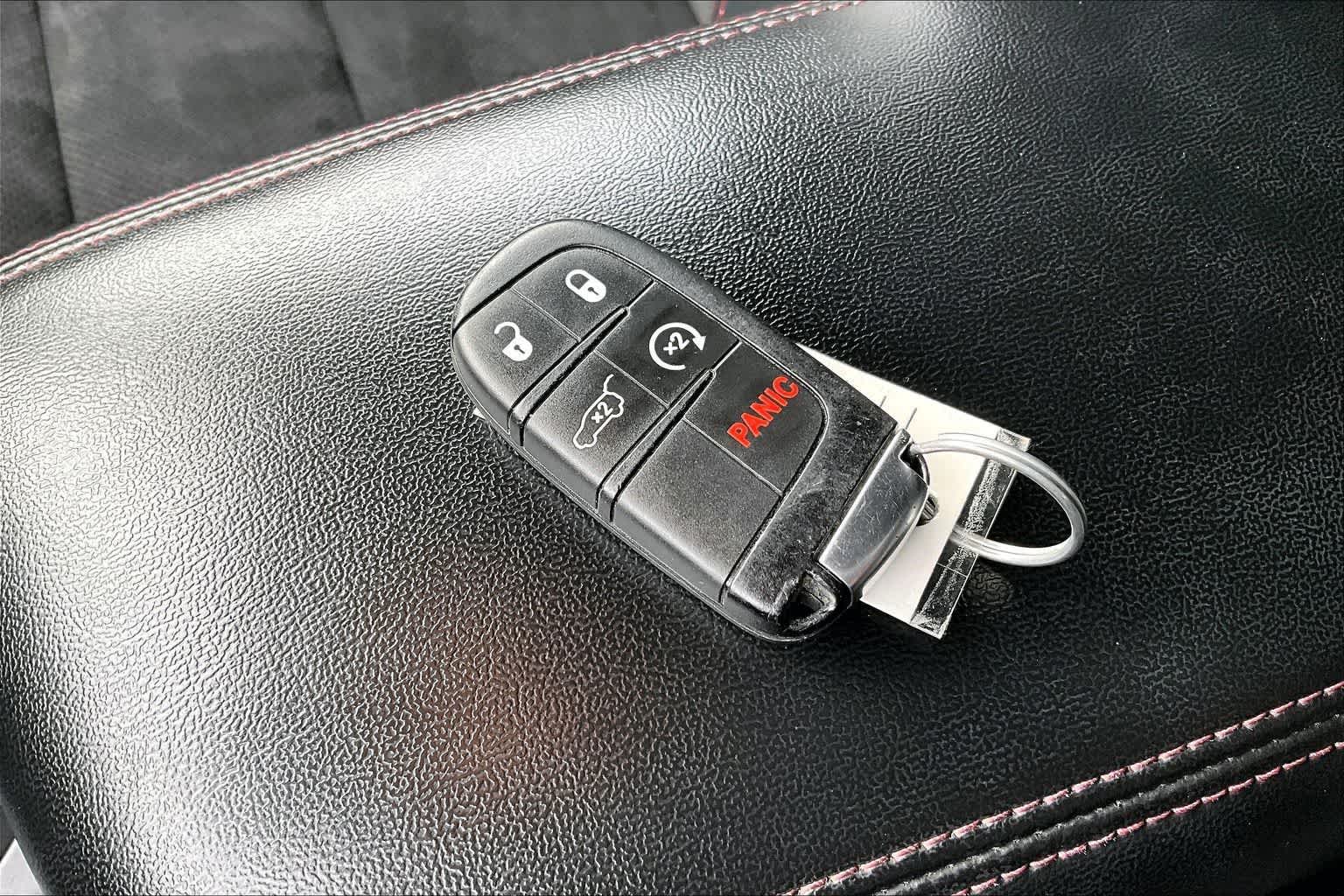 Thumbnail: 2022 Dodge Durango - 20