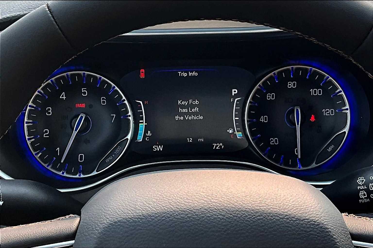 Thumbnail: 2026 Chrysler Pacifica - 18