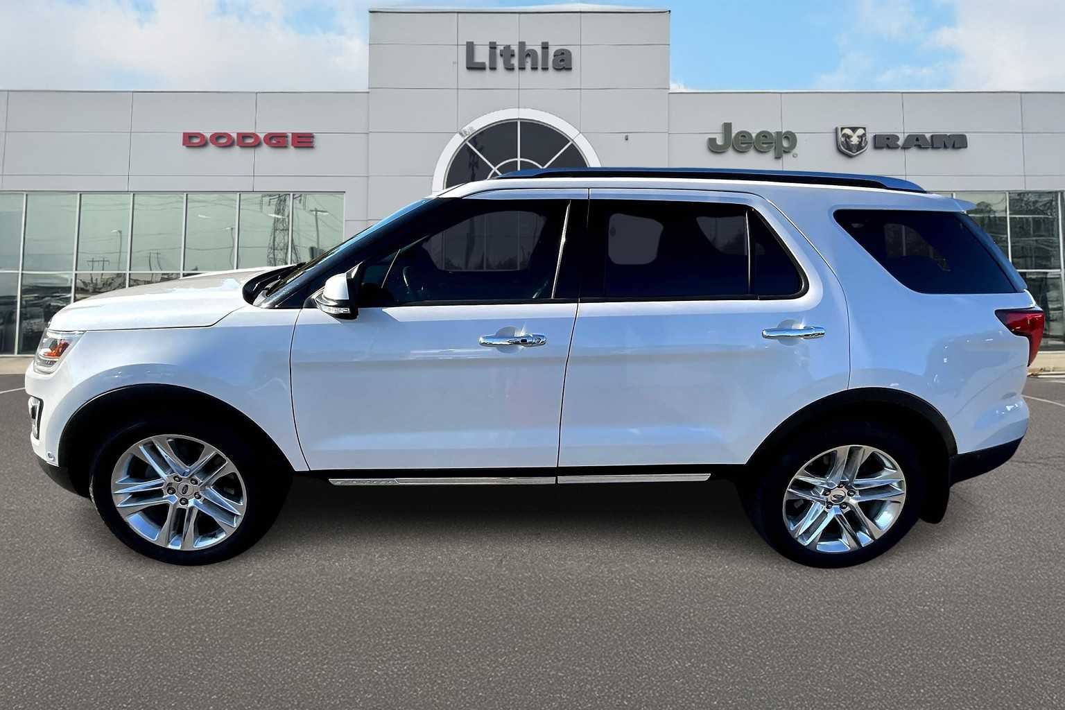 2016 Ford Explorer Limited photo 3